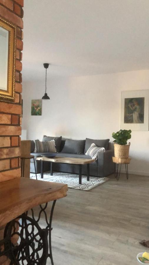 Apartament Goscinne Sady 말보르크 외부 사진